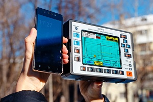 Ультразвуковой дефектоскоп УД9812 имеет экран читаемый при ярком свете Ультразвуковой дефектоскоп УД9812 имеет экран читаемый при ярком свете