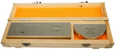Комплект мер ультразвуковых КМУ-55724 (СО-2, СО-3) в ящике. Производство ООО "Физприбор"